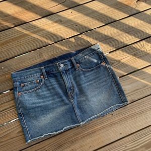 Levi’s denim skirt